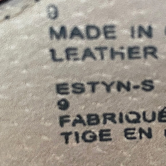 Saks Fifth Avenue cross strap ballet flats leather black - Picture 5 of 7